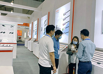 Participate in various exhibitions